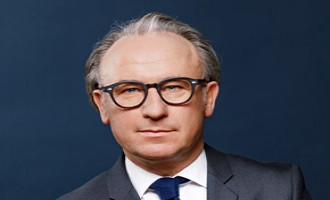 Benoit Lombard quitte le navire Crystal 