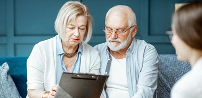 seniors - vulnérabilité - couple - retraite - souscription