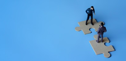 Acquisition - partenariat - puzzle